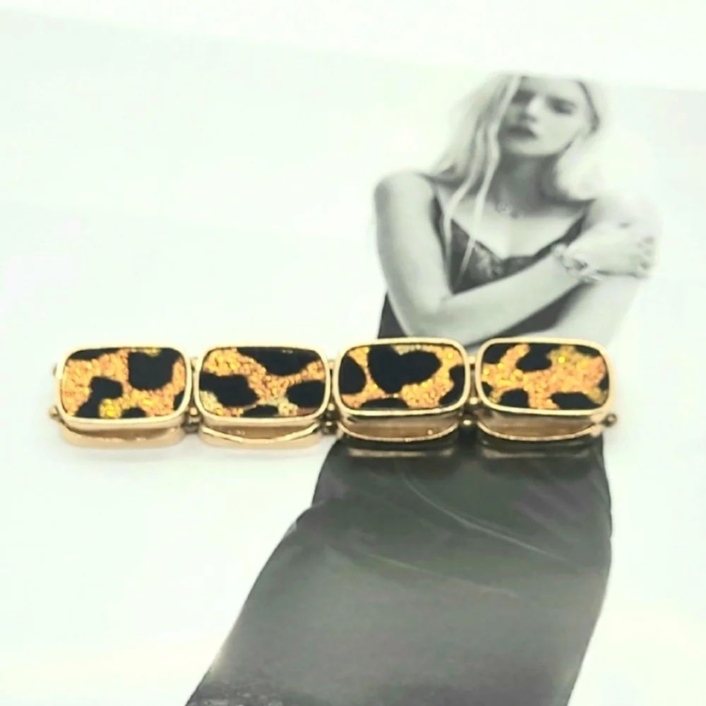 NWT Leopard Print Design Shimmer Gold Statement Bracelet
